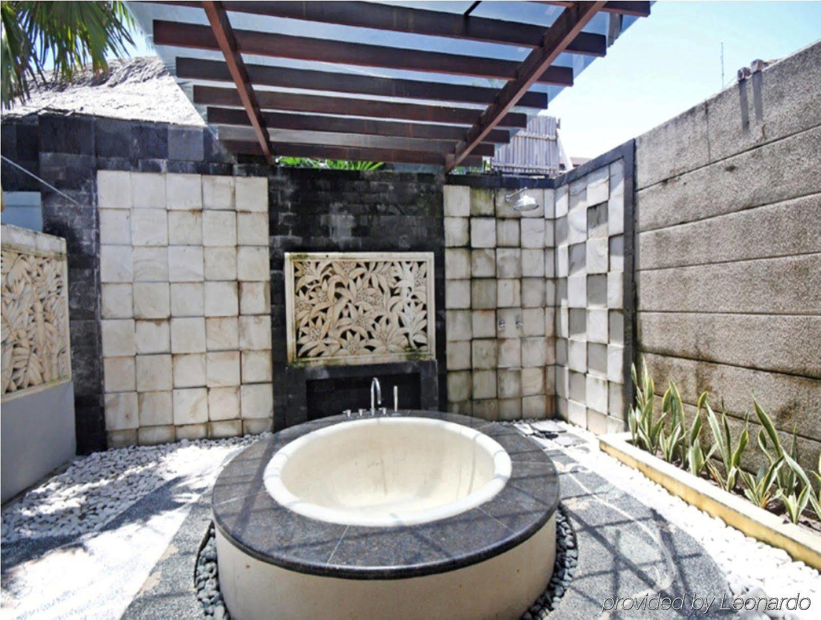 Wyndham Garden Kuta Bali 4*